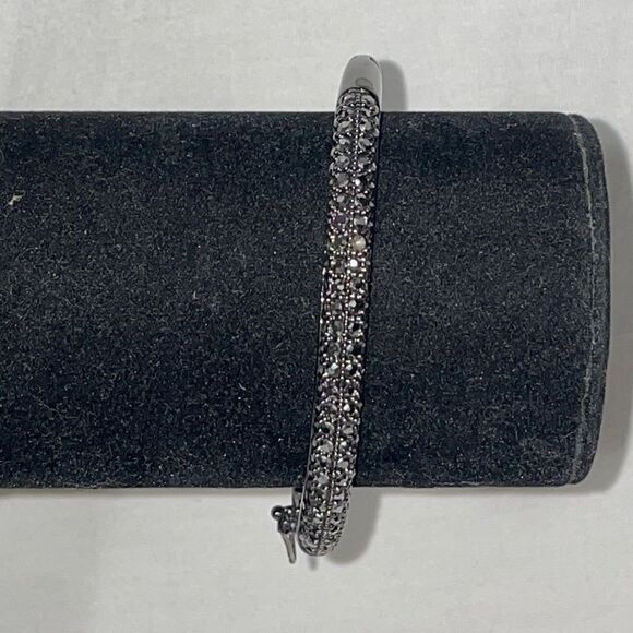 Small Bangle Style Bracelet - Picture 1 of 5